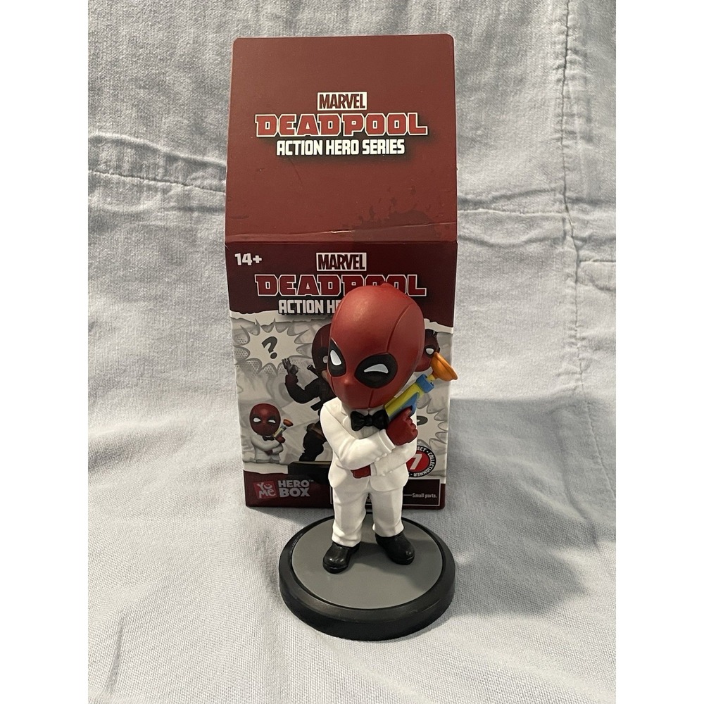 NEW Open Box Yume Hero Box Marvel Deadpool Action‎ Hero Series - #5 Tux Deadpool